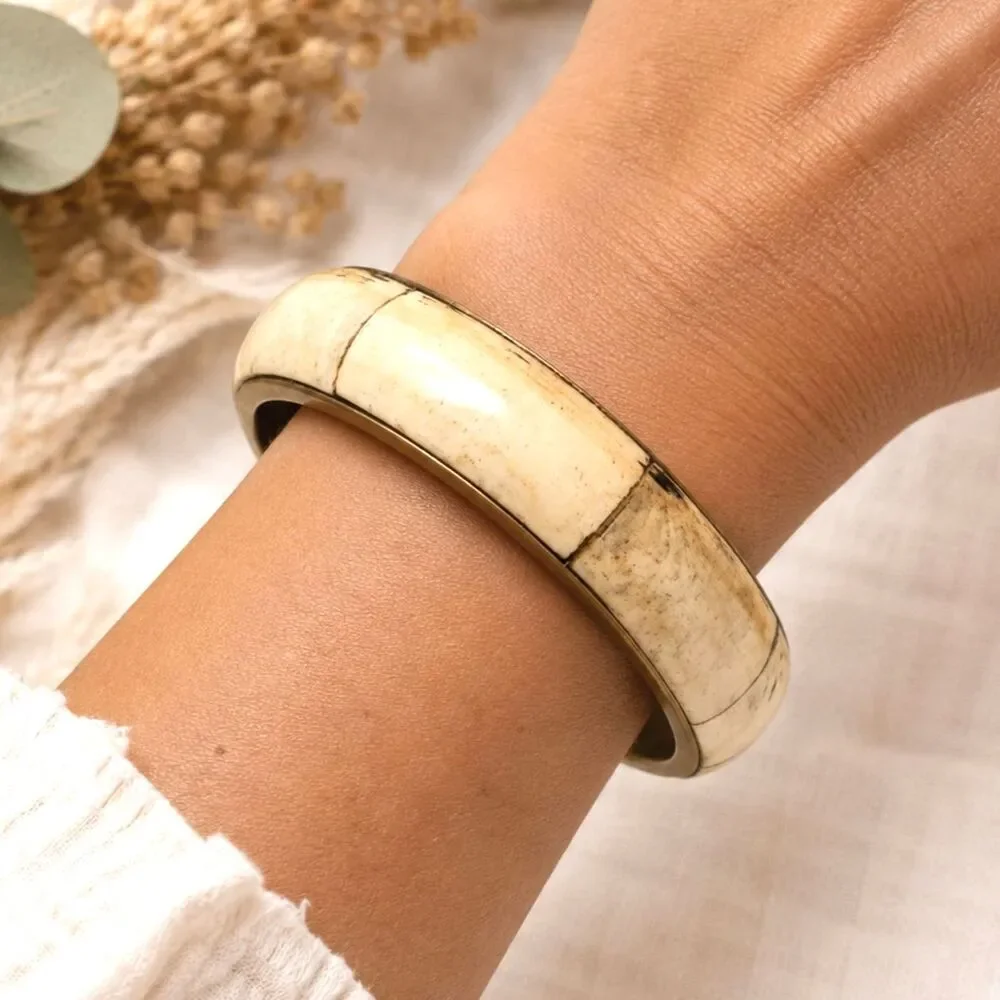 Vintage Brass Inlay Cream Organic Material Bangle Bracelet Boho